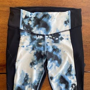 Lululemon crop leggings